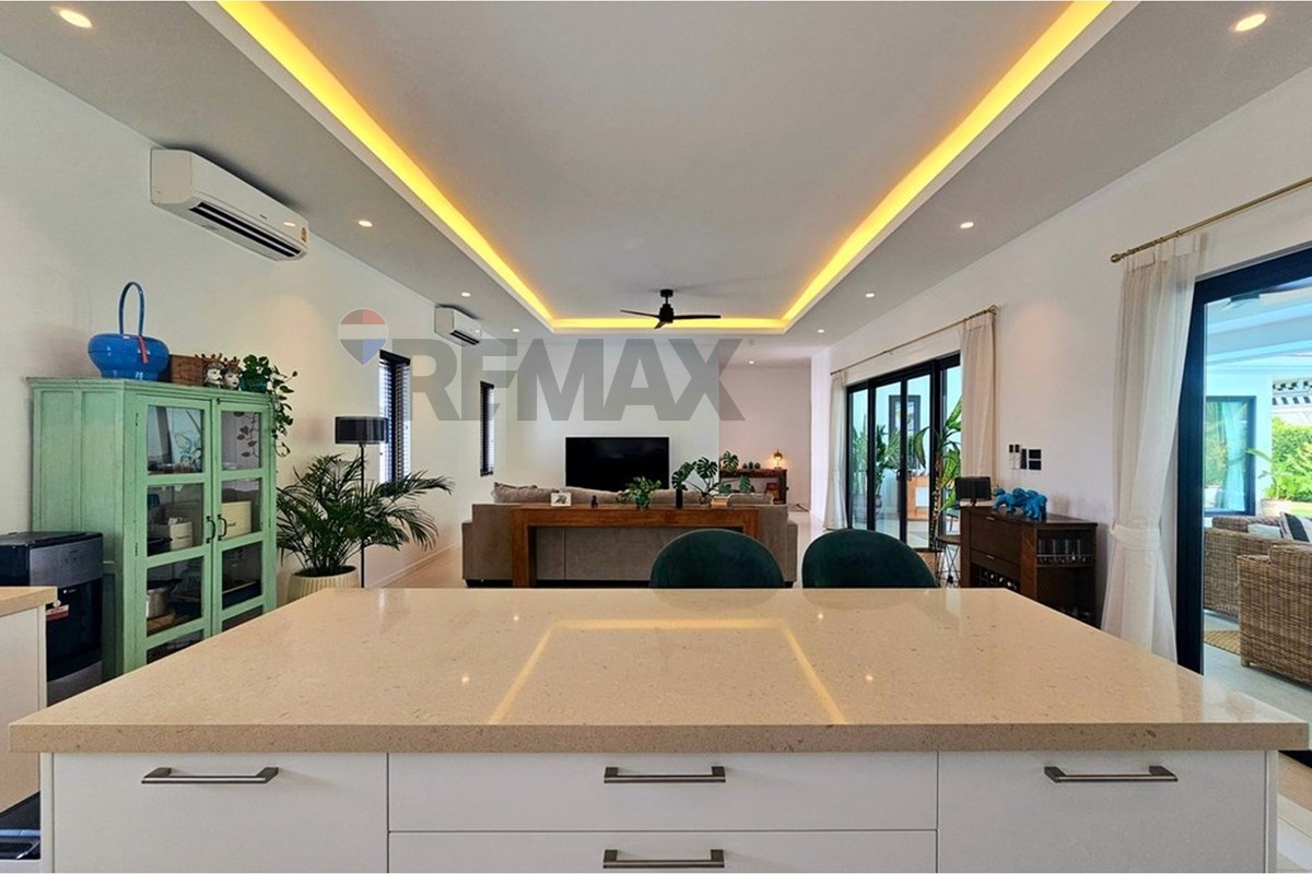 Villa - For Sale - Hua Hin, Prachuap Khiri Khan - 20260801_153158.jpg - 920601001-1216