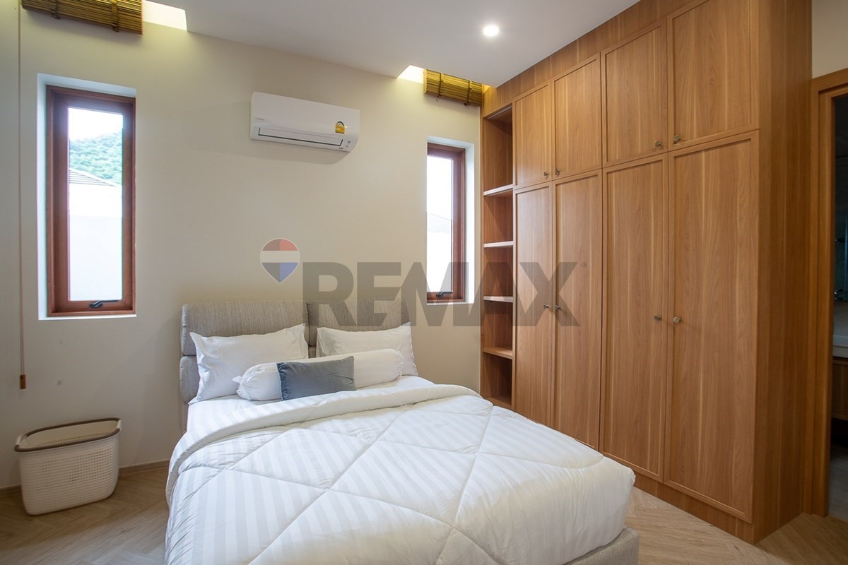 Villa - For Rent/Lease - Hua Hin, Prachuap Khiri Khan - 499937763_1190450682769931_1545168819351753713_n.jpg - 920601001-1258