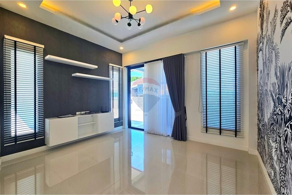 Villa - For Sale - Hua Hin, Prachuap Khiri Khan - 20260410_100255.jpg - 920601001-1062